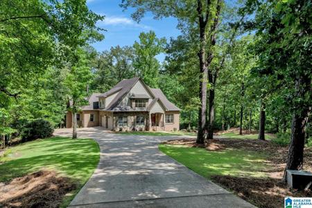 101 N LAKE DRIVE
