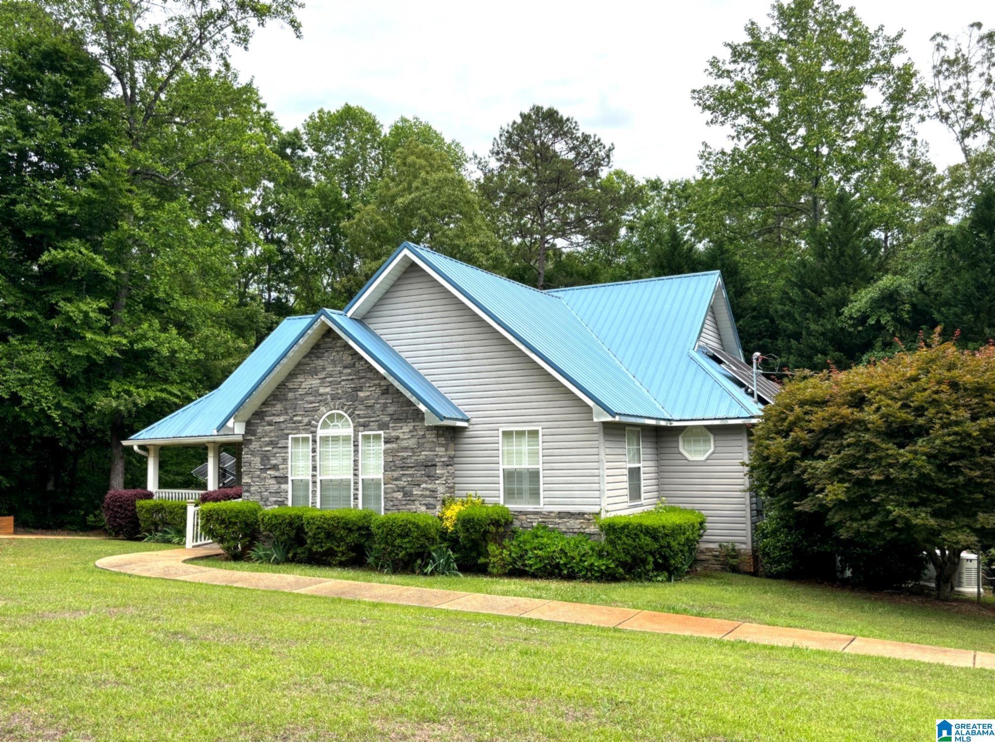 Image 2: Front Of Structure
