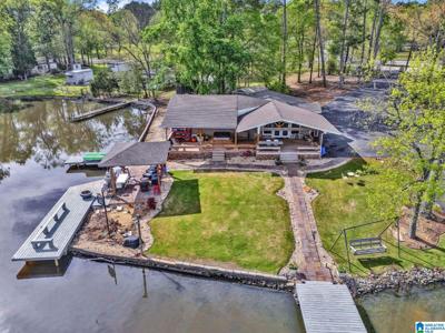 146 SHORE DRIVE