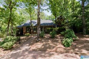 1122 LAKE FOREST CIR
