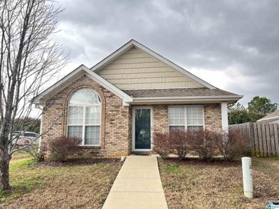 1026 VILLAGE TRAIL