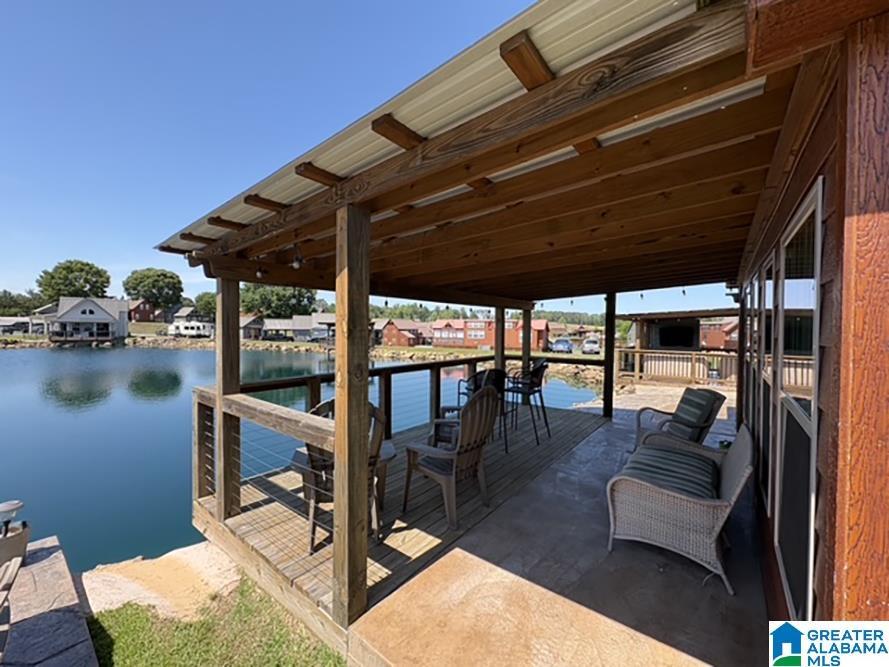 Image 3: Dock