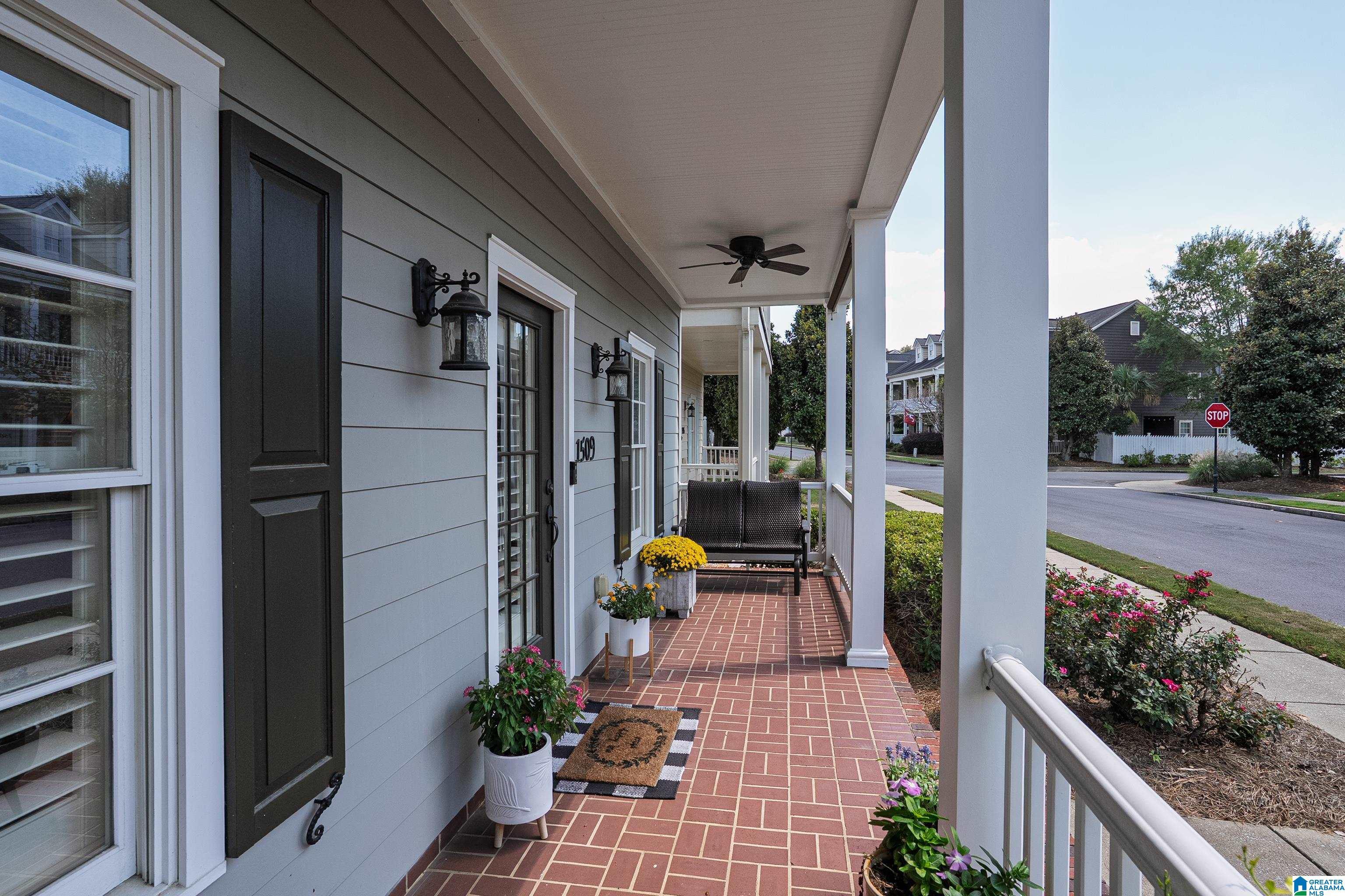 Image 4: Lots of "front porch sittin" happens here!