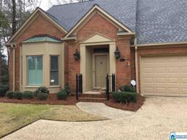 11 THE OAKS CIR