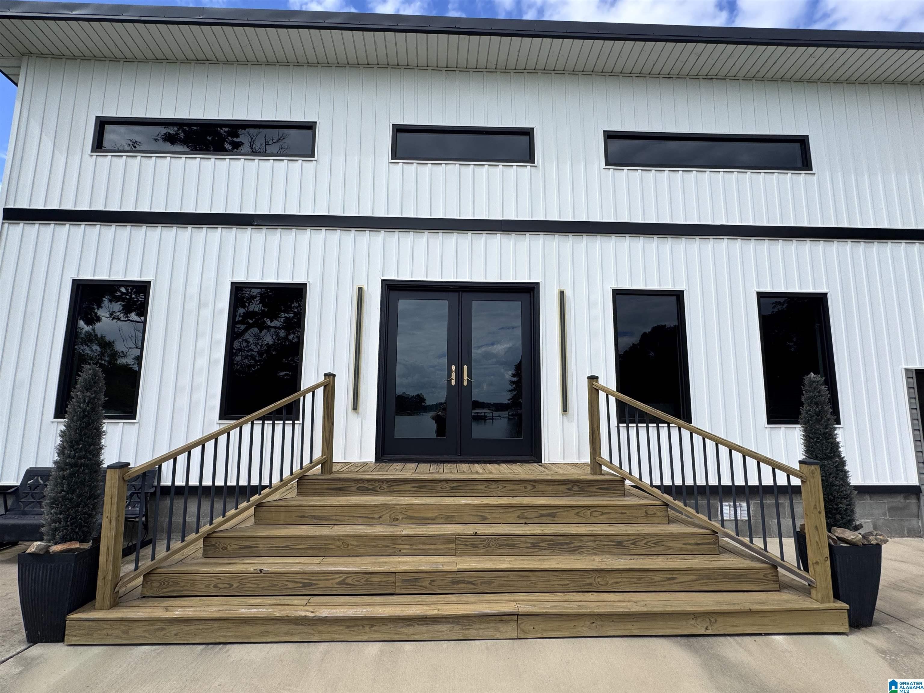 Image 2: Entrance