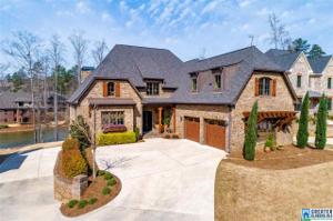 1043 BALDWIN LN