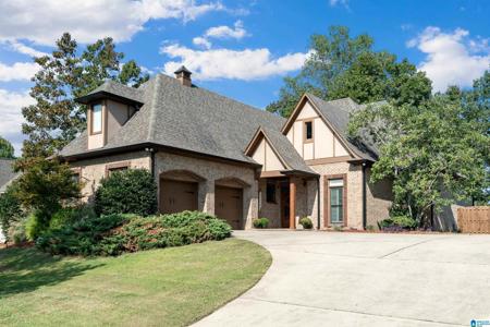 8468 LEDGE CIRCLE