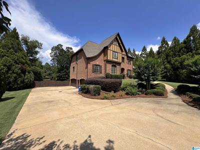837 ABERLADY PLACE