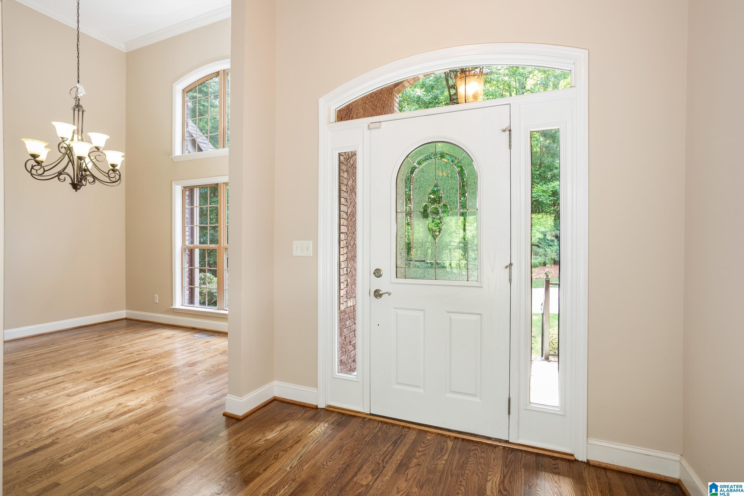 Image 4: Entrance Foyer