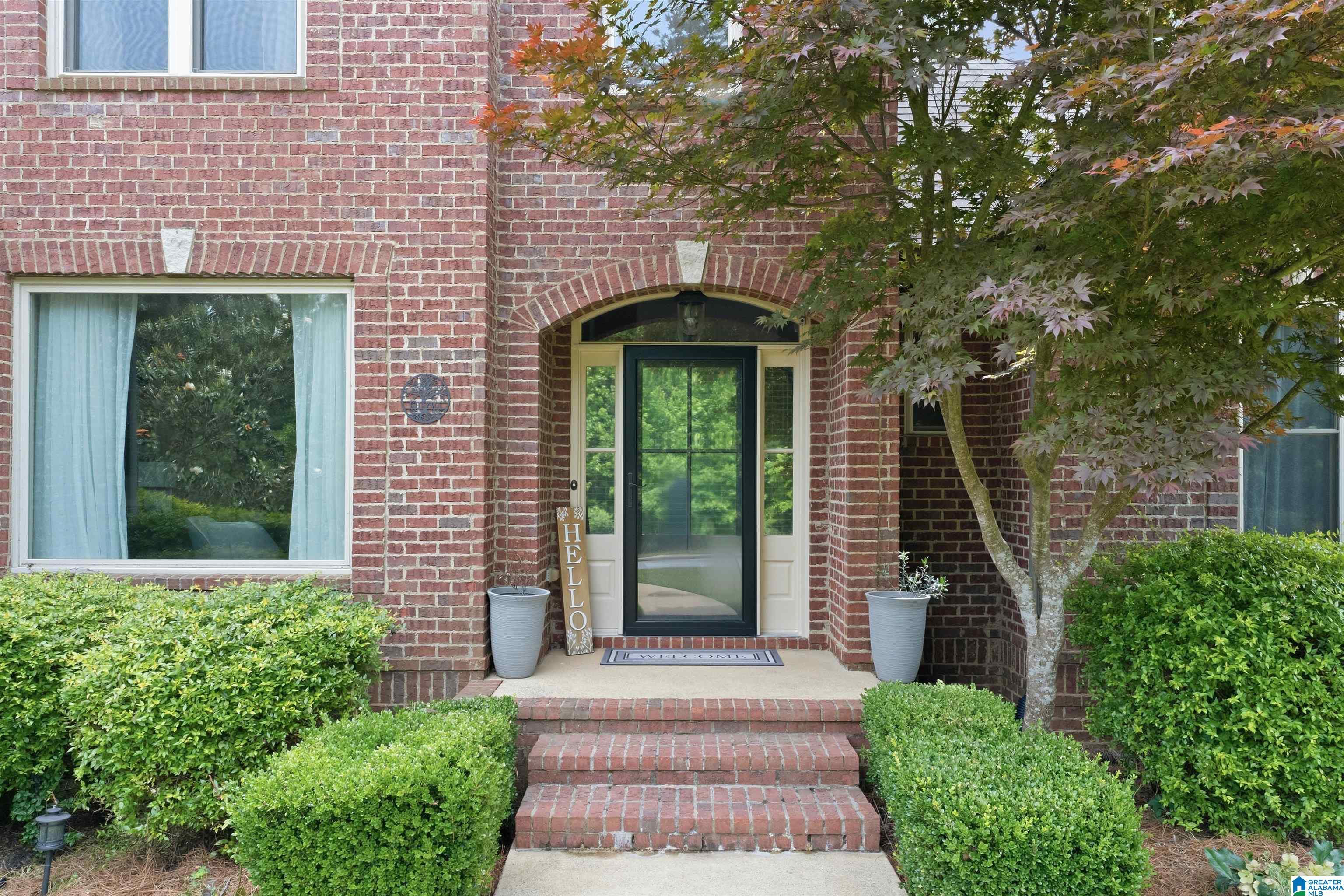 Image 3: Entry