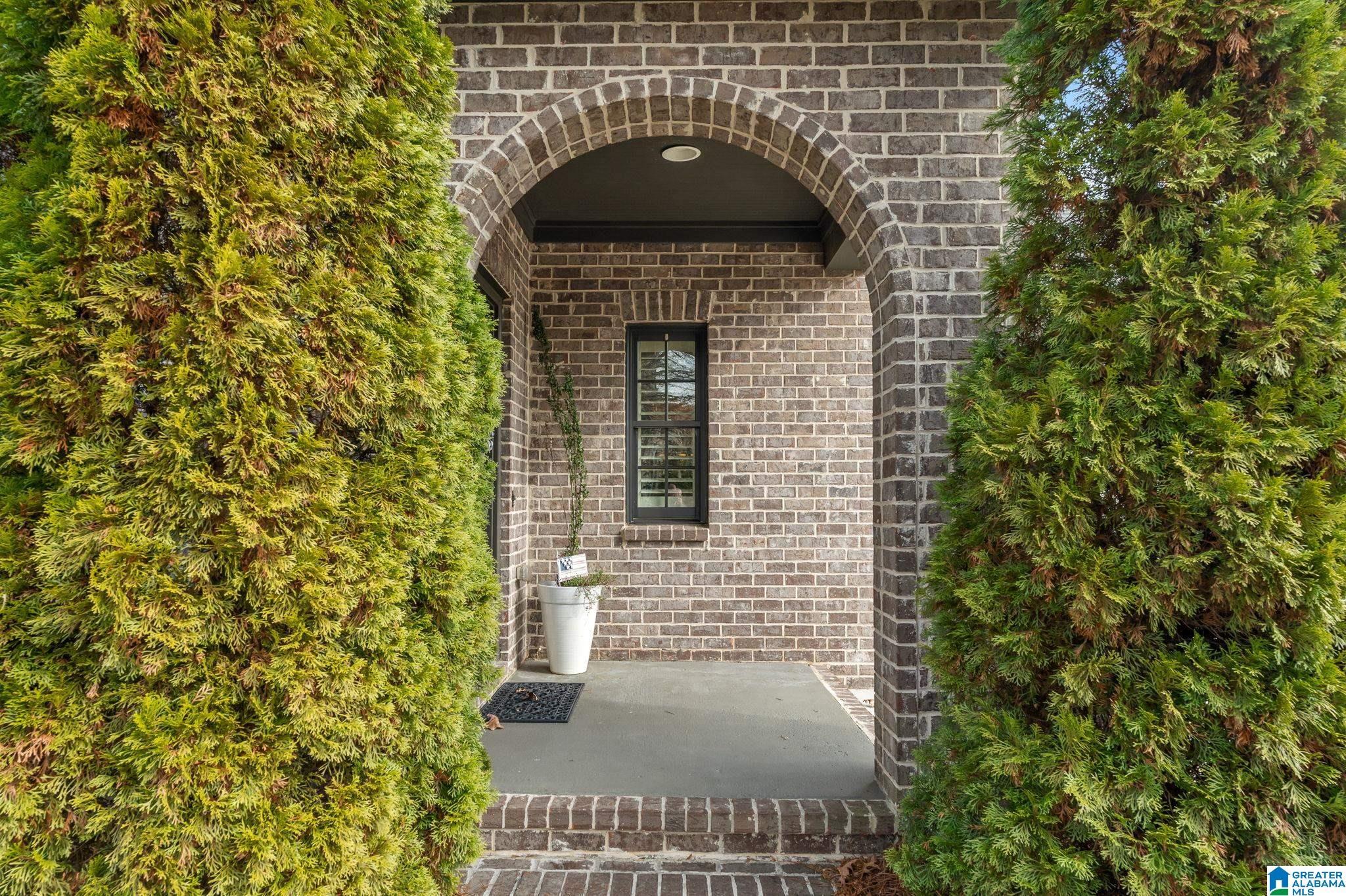 Image 3: Charming covered entry