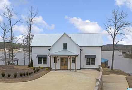 1165 CEDAR CREEK DRIVE