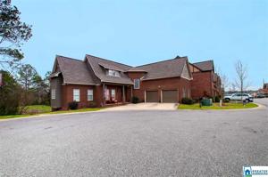 604 FLAG CIR