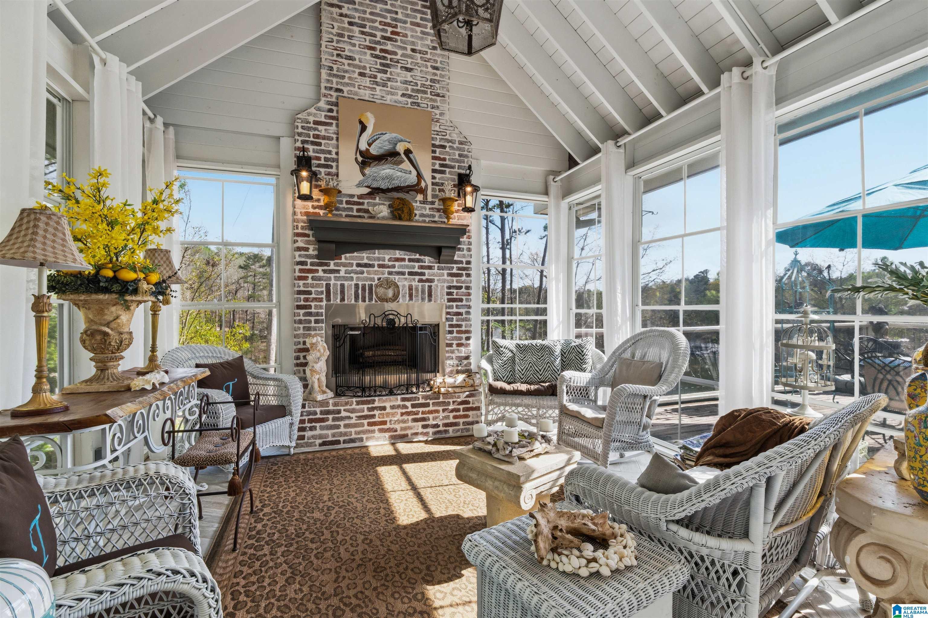 Image 2: Sun Room