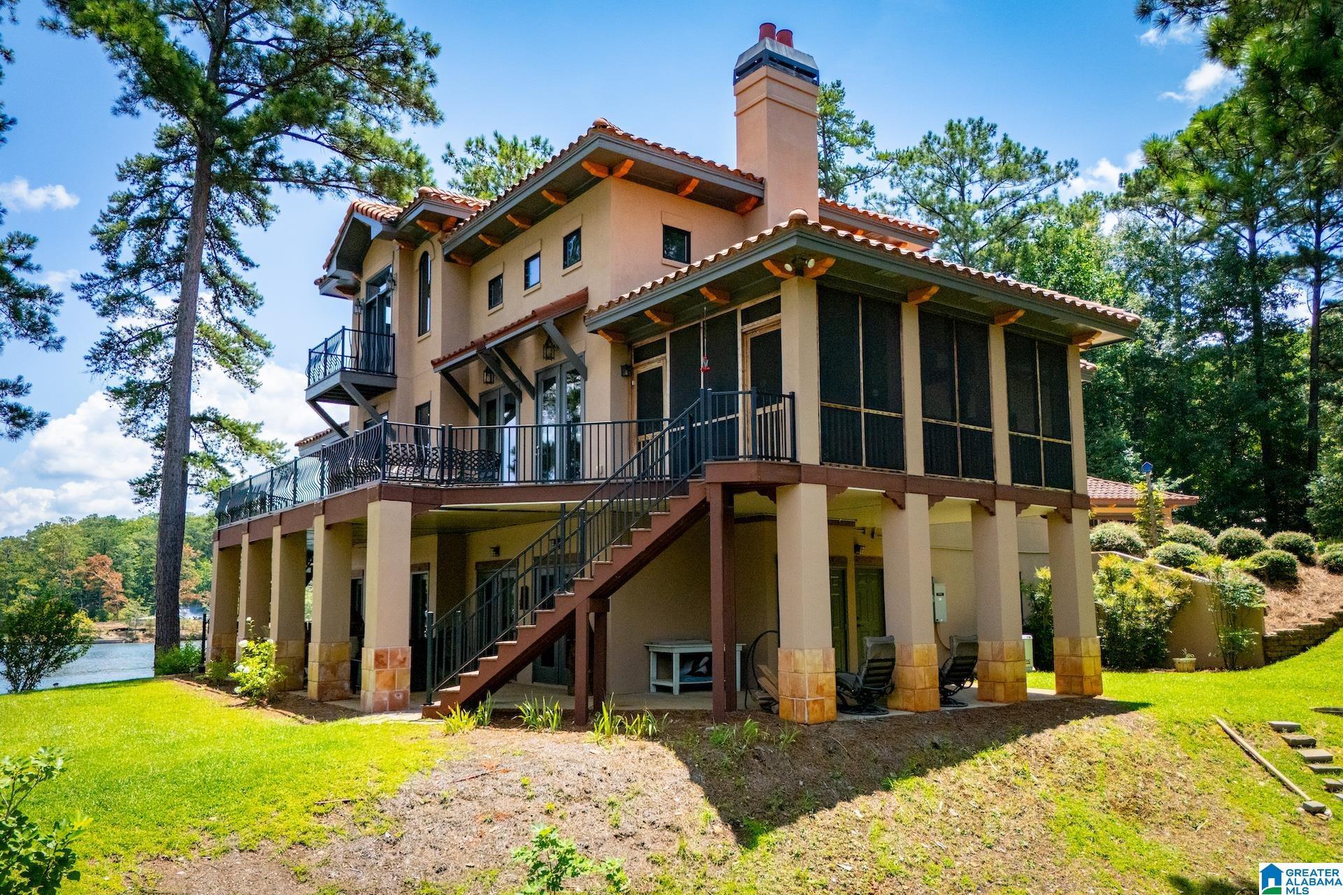 Image 2: Back Of Structure