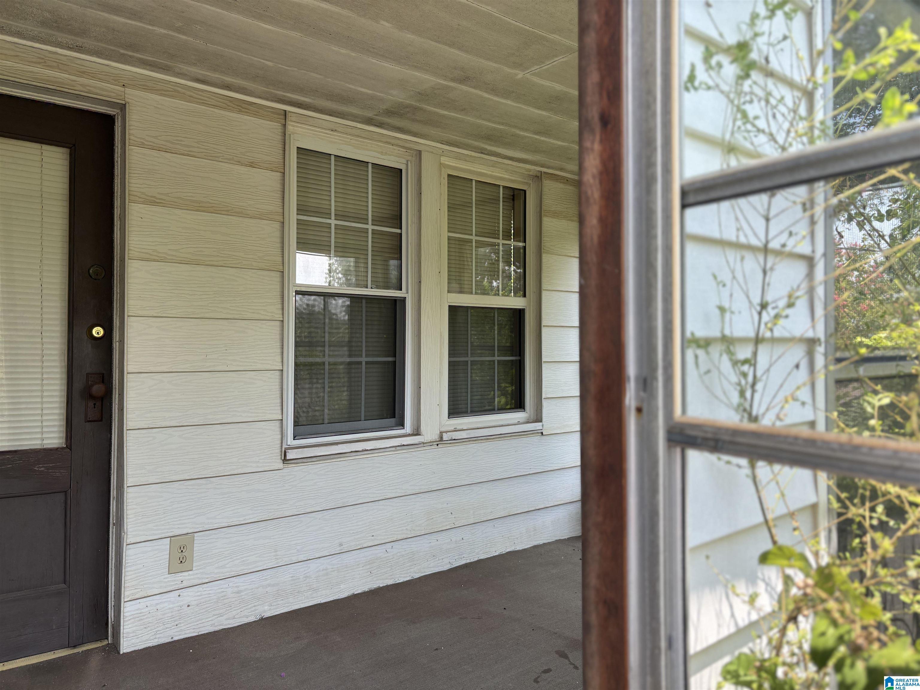 Image 3: Sun Room
