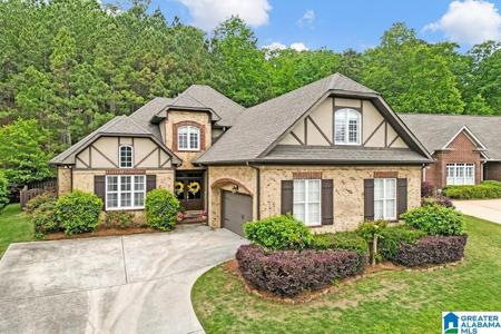 5467 VILLA TRACE