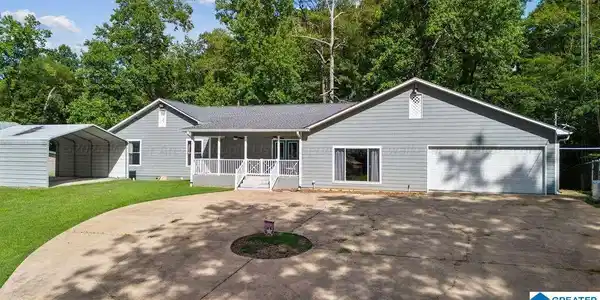 515 RIVER DRIVE