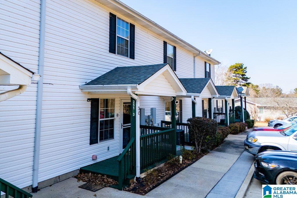 Image 2: FRONT ENTRANCE