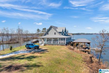 168 LAYKE POINTE