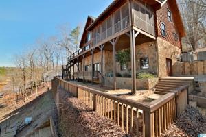 147 RIDGE VIEW COURT