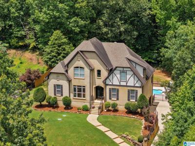 8226 CARRINGTON DRIVE