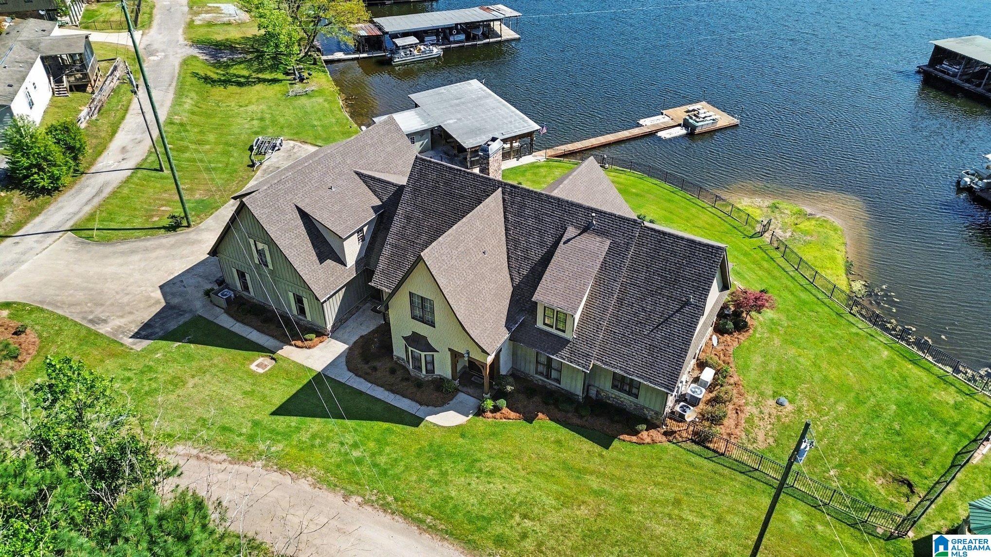 Image 4: Aerial View