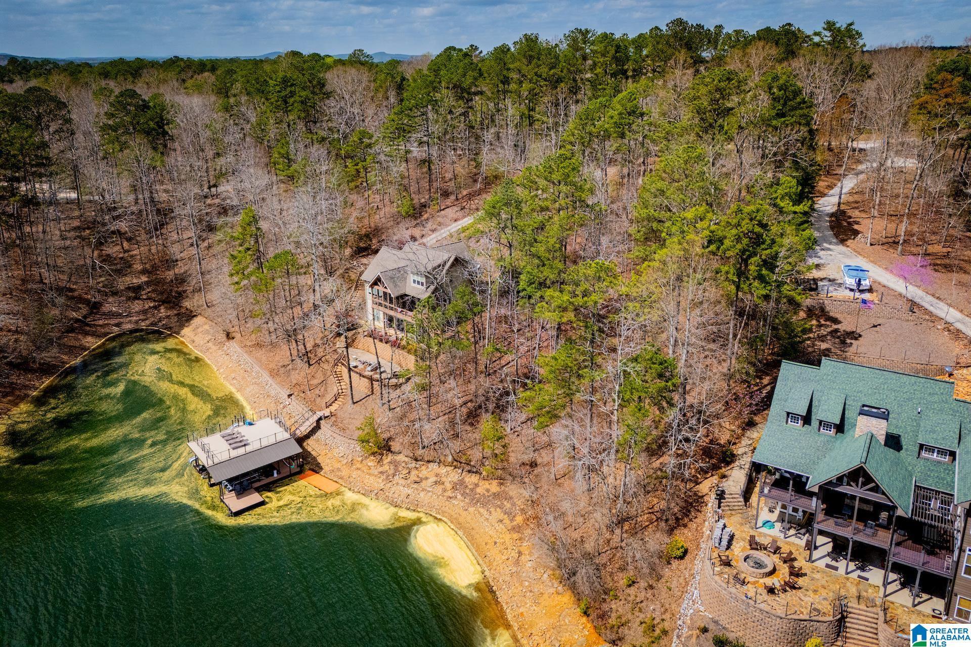 Image 3: NICE PROTECTED COVE