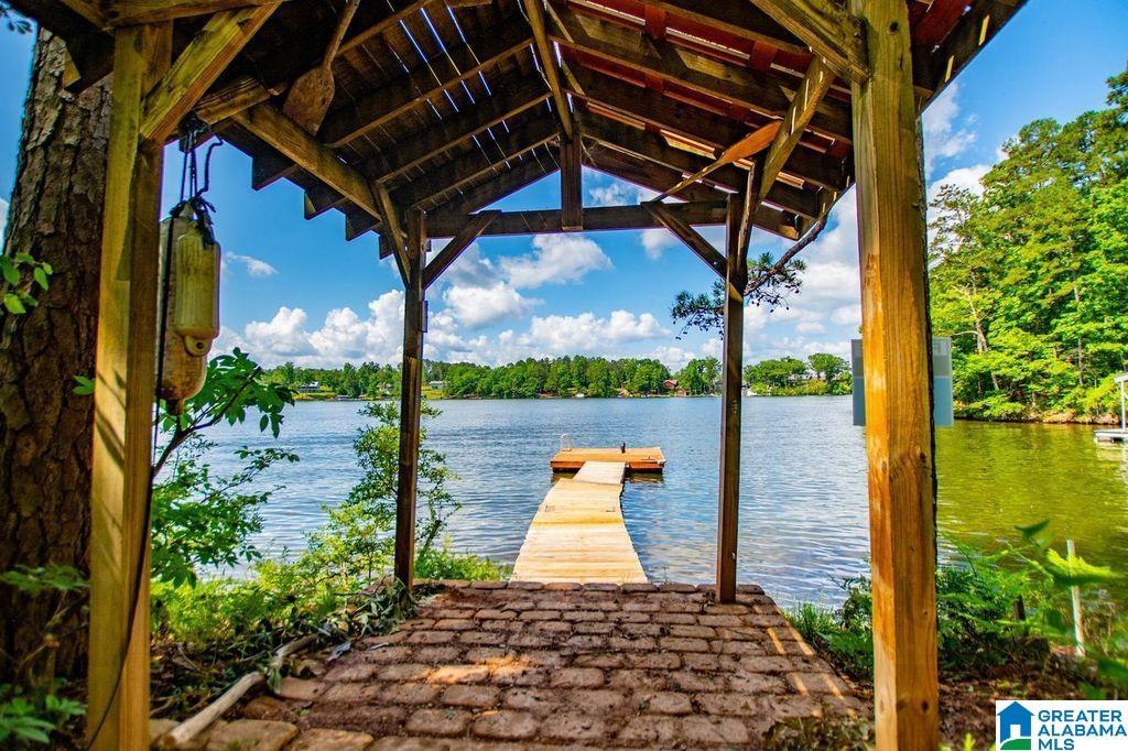 Image 3: GAZEBO AT THE WATER