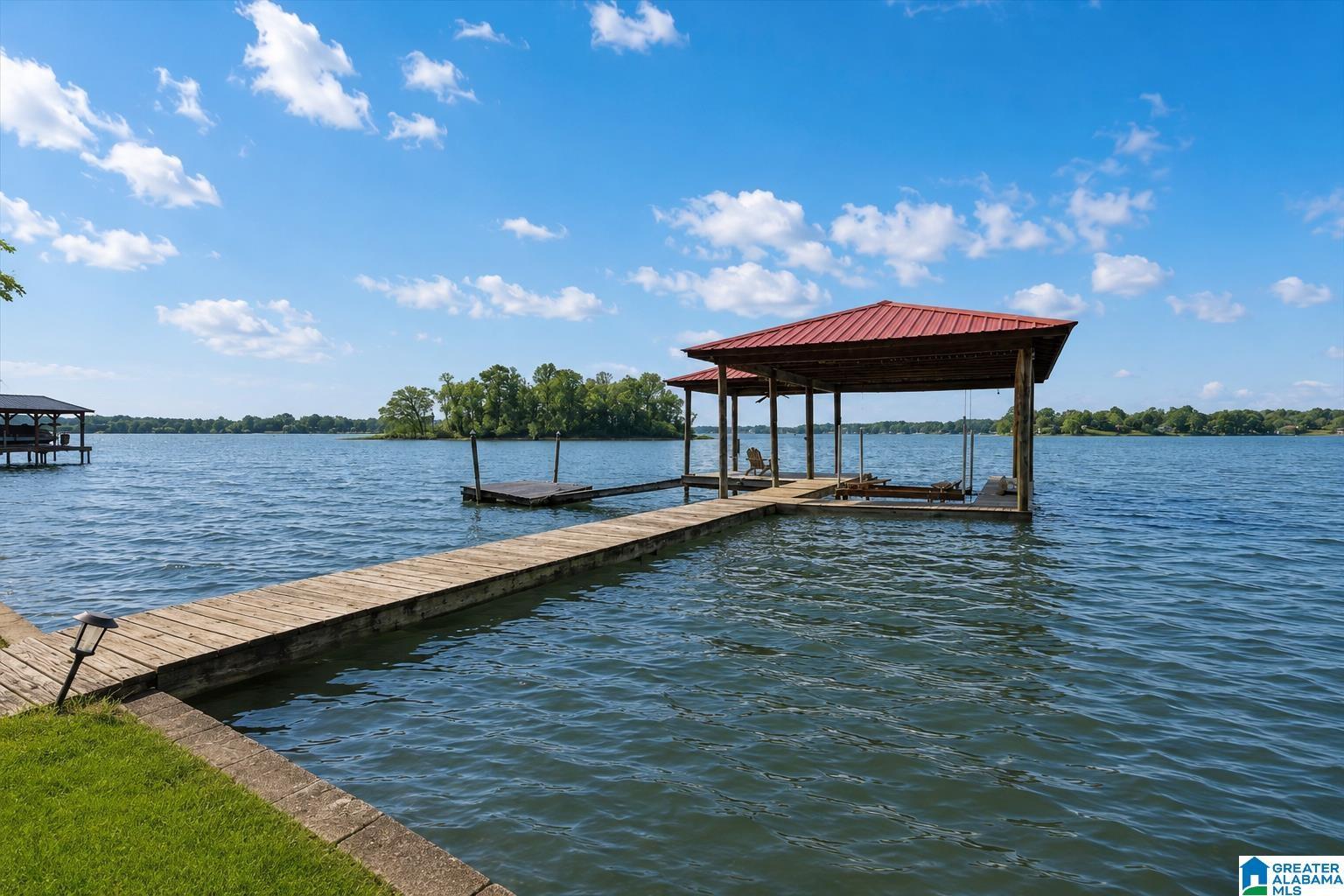 Image 1: Dock