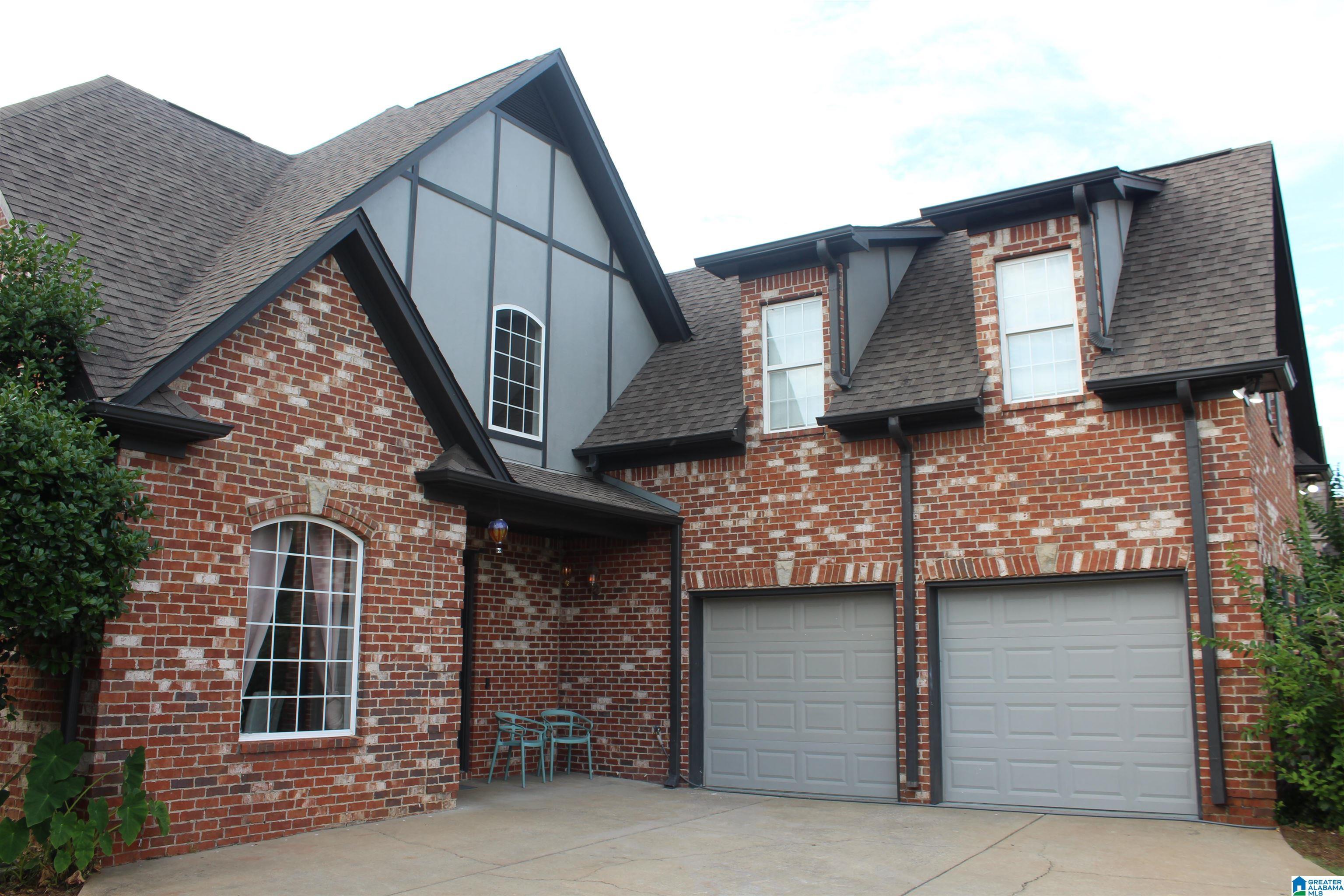 Image 2: Front Of Structure