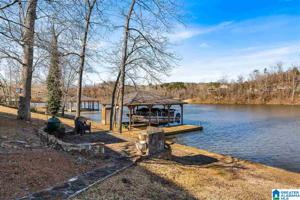 244 LAKESHORE LN