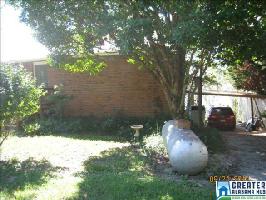 33 SANDHILL DR