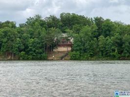 144 NELLS LOOP