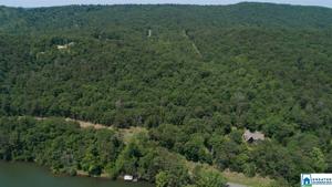 8531 WOODVIEW LN