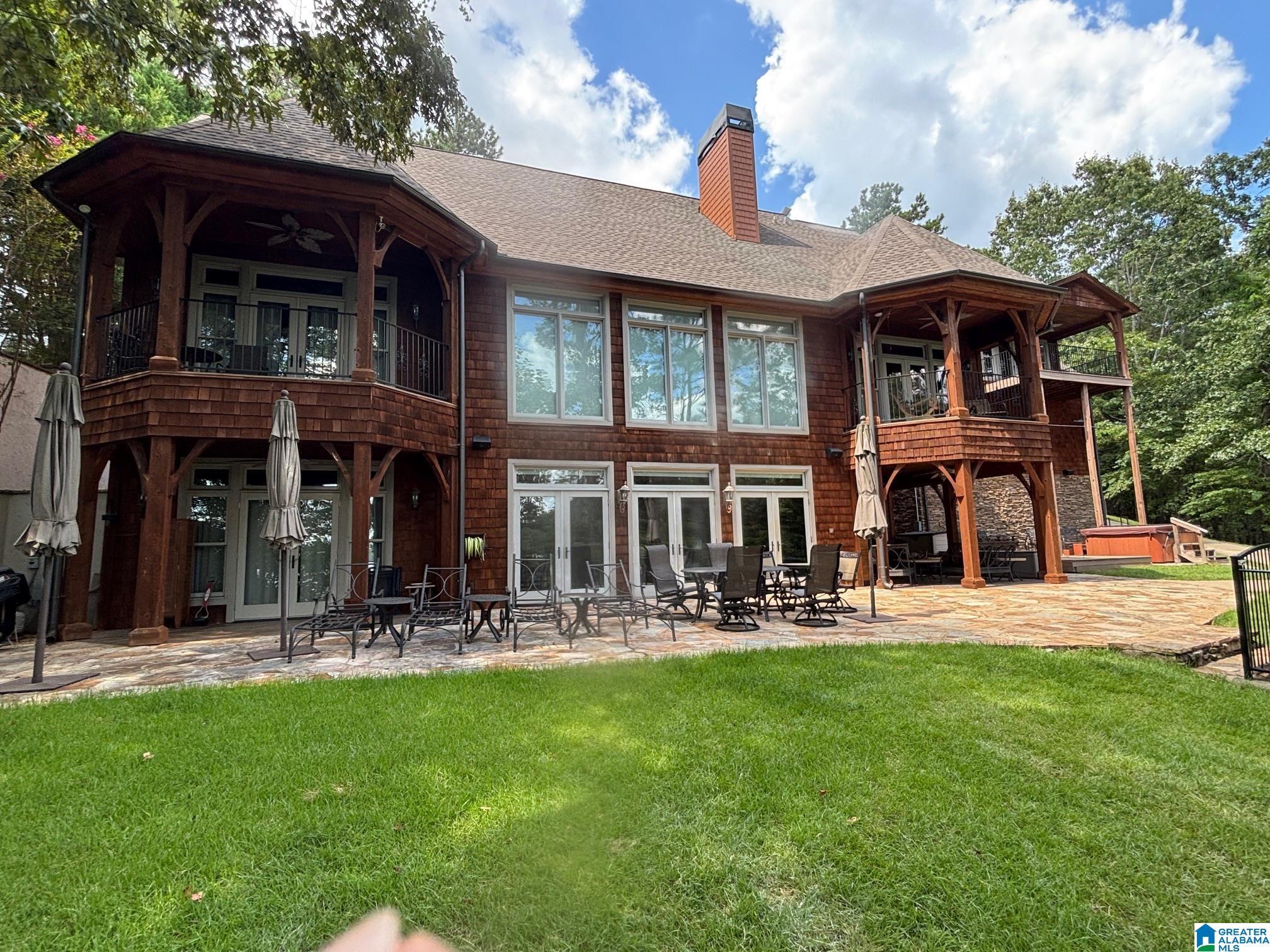 Image 1: Lake Side of Home