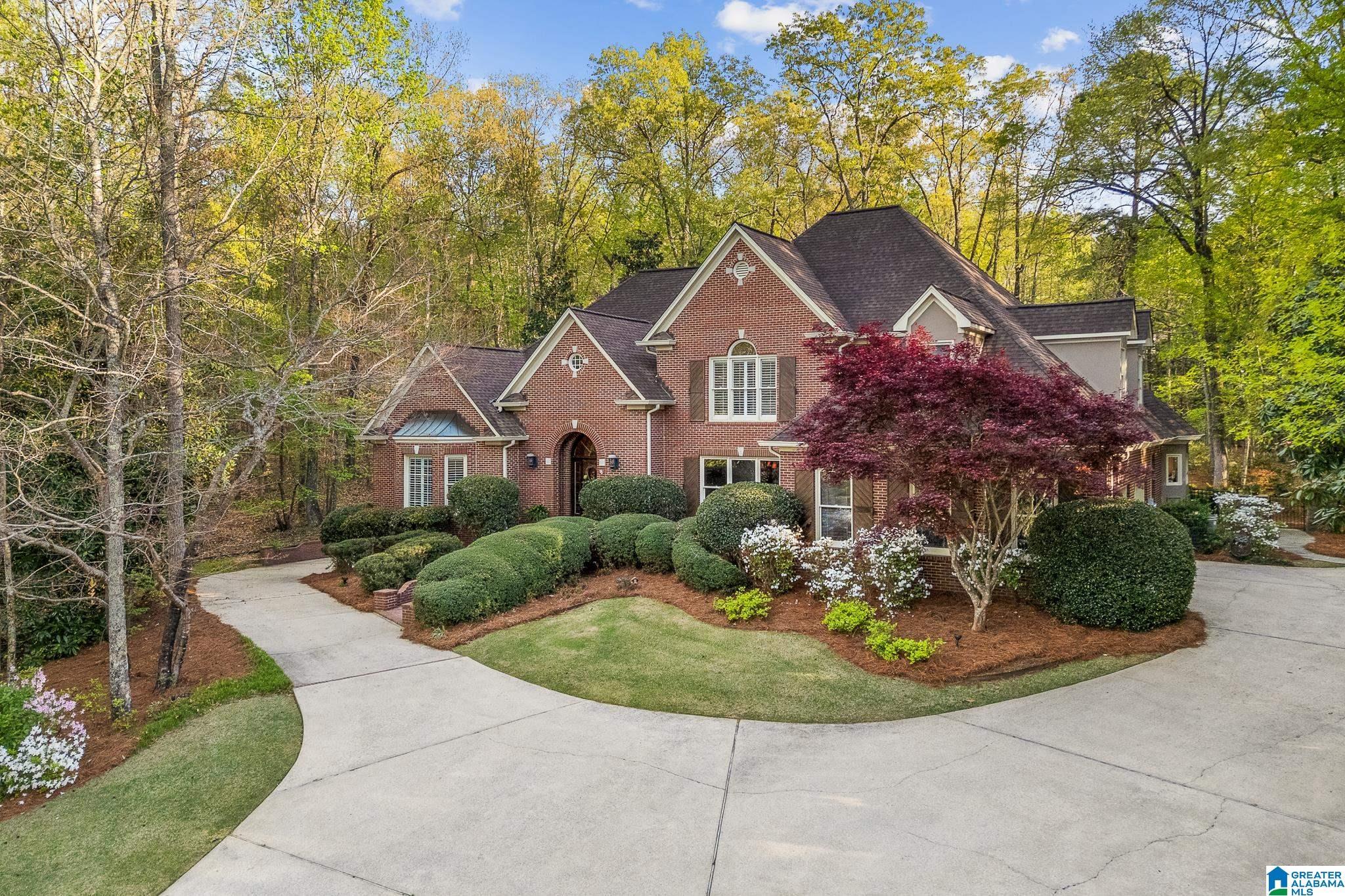 Image 2: Front Of Structure