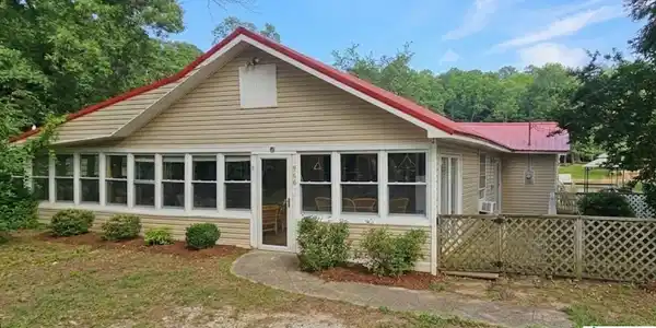 966 BOATWORKS ROAD