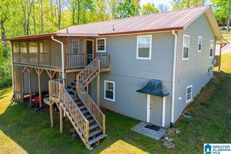 832 POINT SOUTH DRIVE