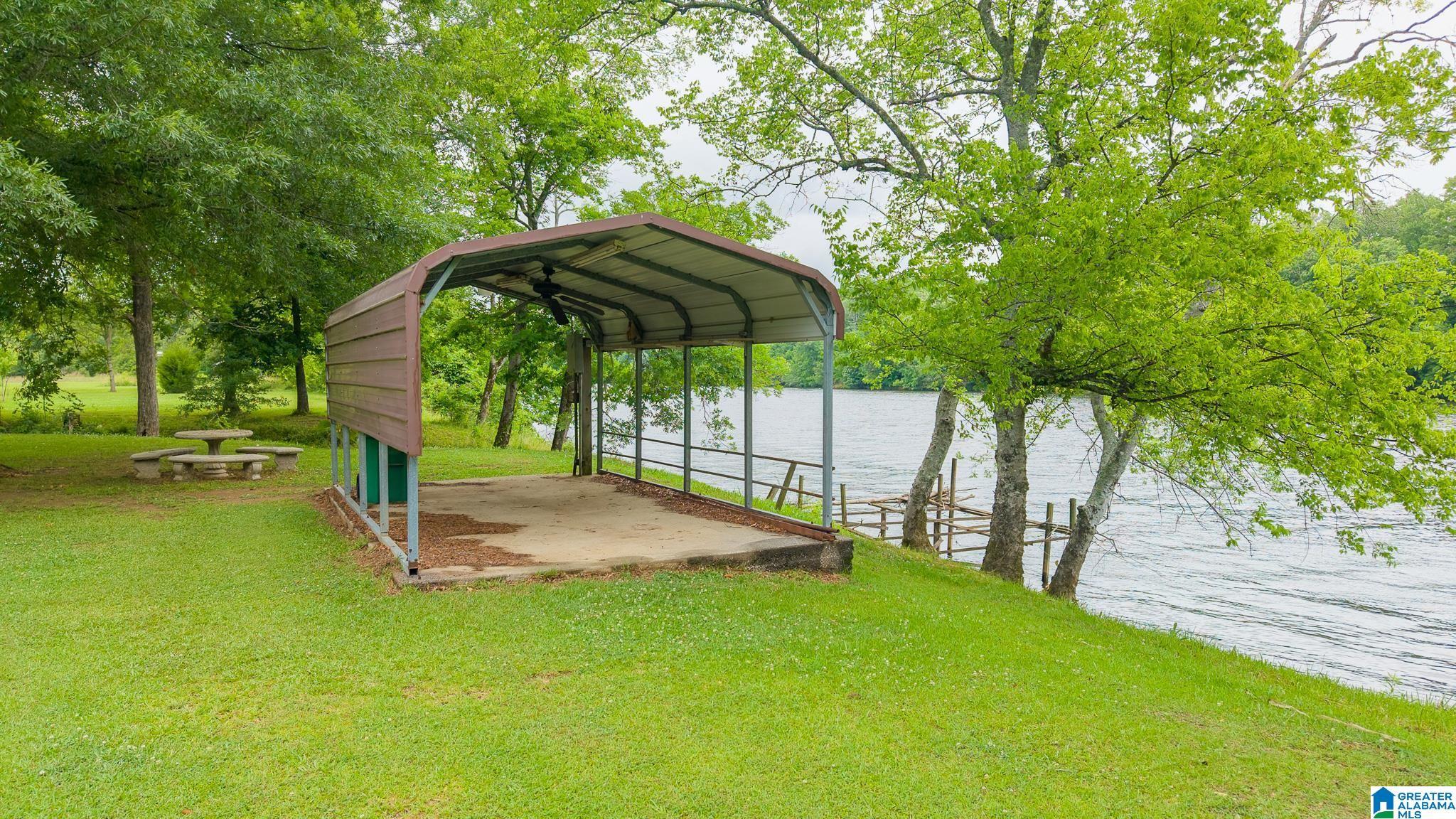 Image 2: Dock