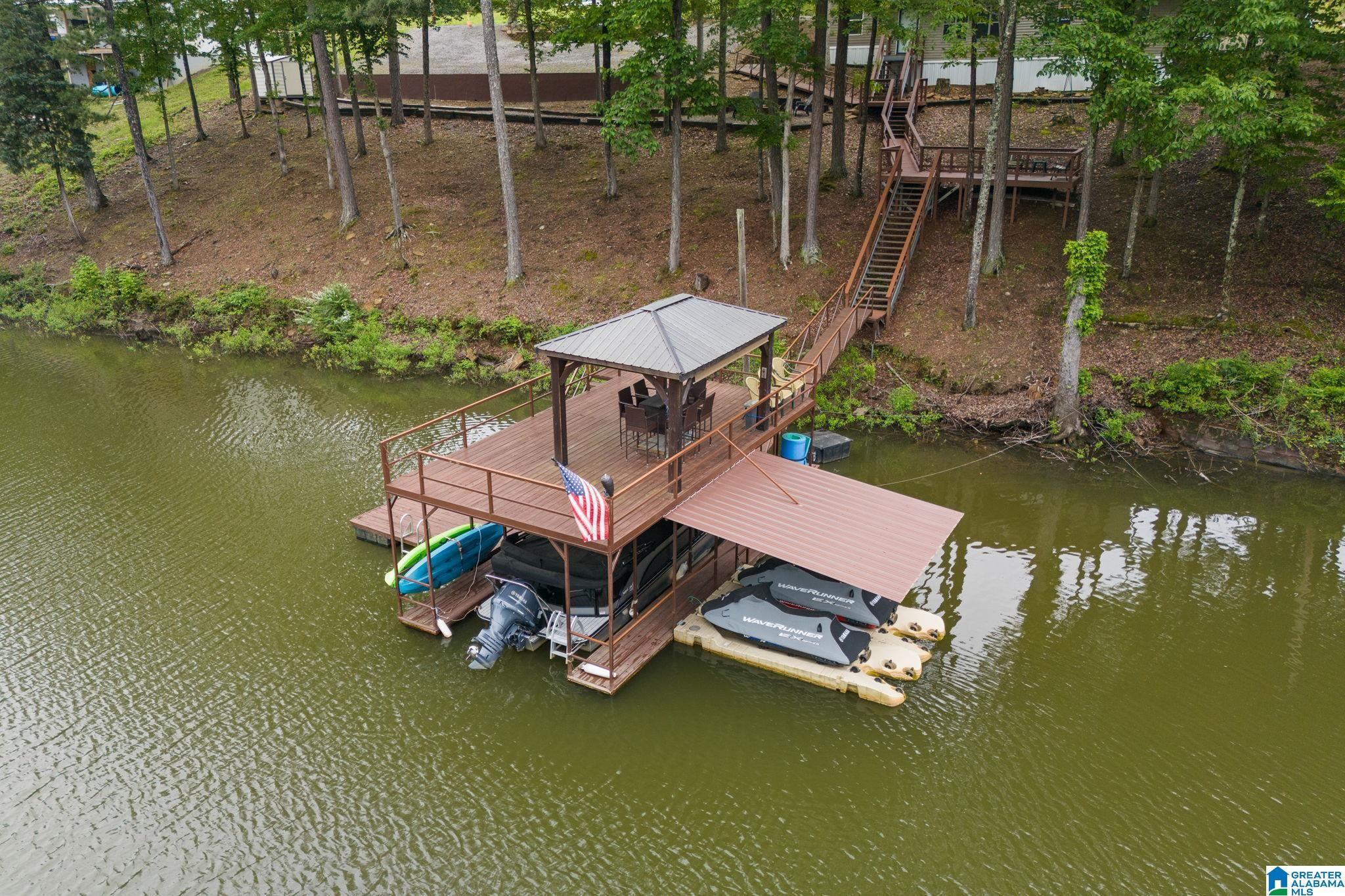 Image 2: Dock