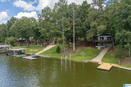 296 TRAWEEK LANE