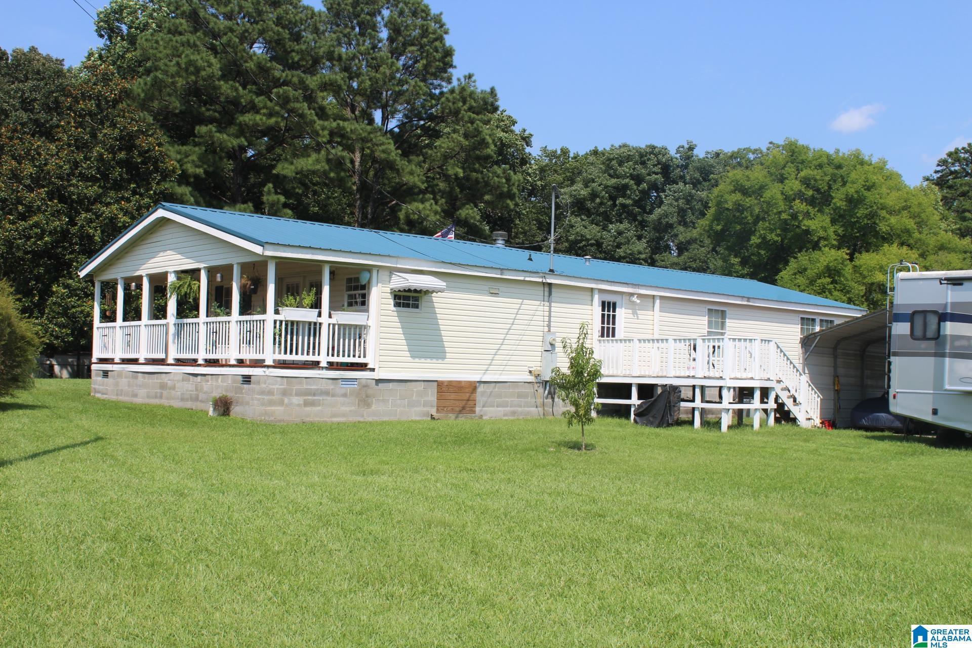 Image 4: Back Of Structure