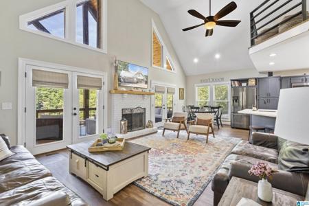 338 RIDGE LANE