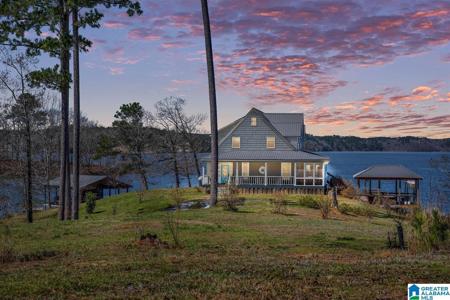 168 LAYKE POINTE