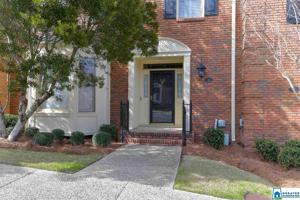 36 THE OAKS CIR
