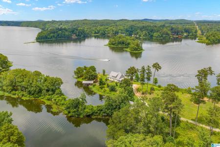 168 LAYKE POINTE