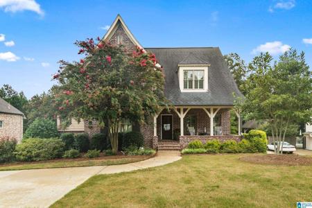 1104 HIGHLAND VILLAGE TRAIL