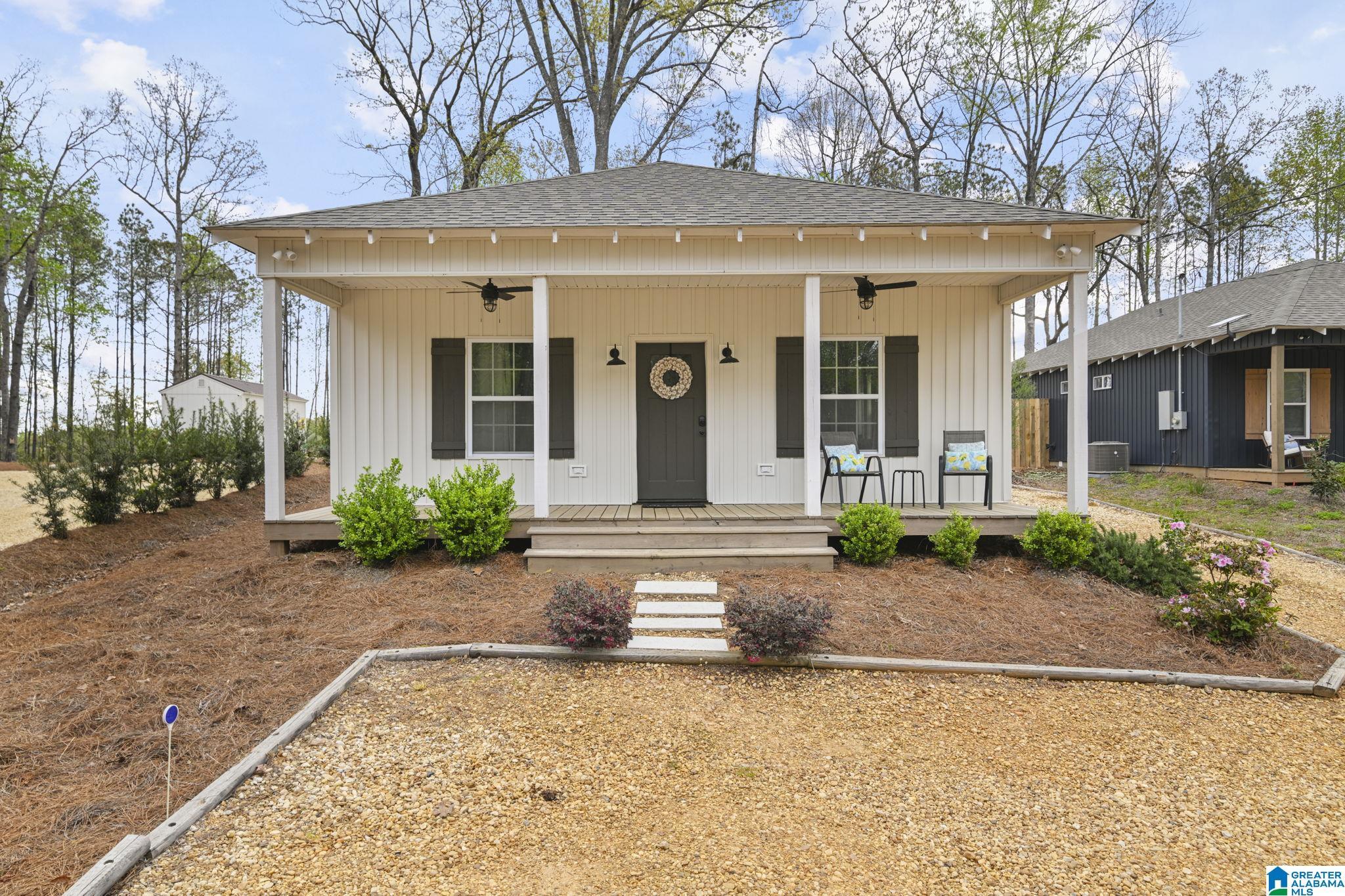 Image 1: Front Of Structure