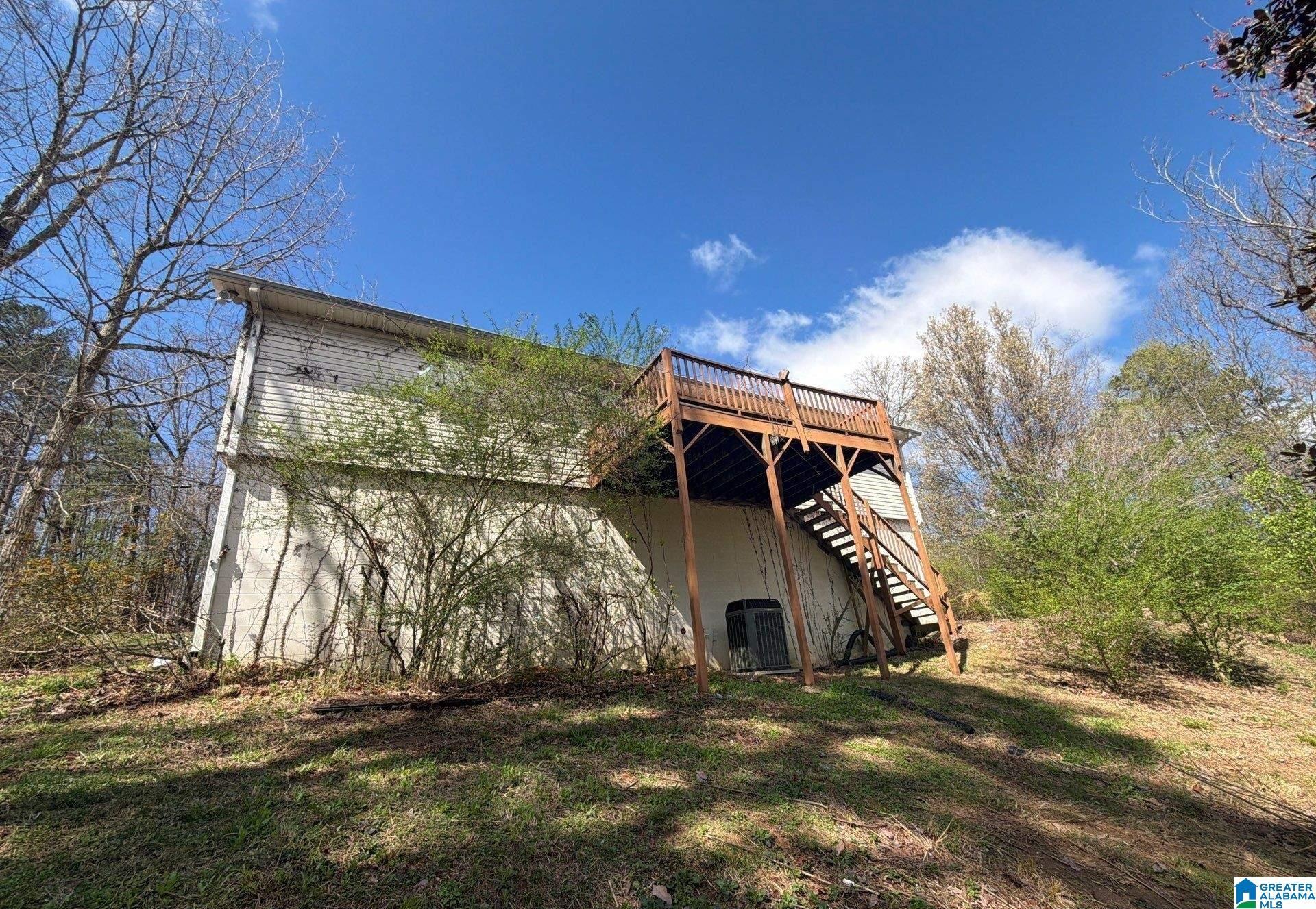 Image 3: Back Of Structure